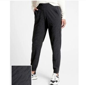 Athleta Brooklyn Textured Jogger Pant Size 14 Olive Green Elastic Waist Pockets